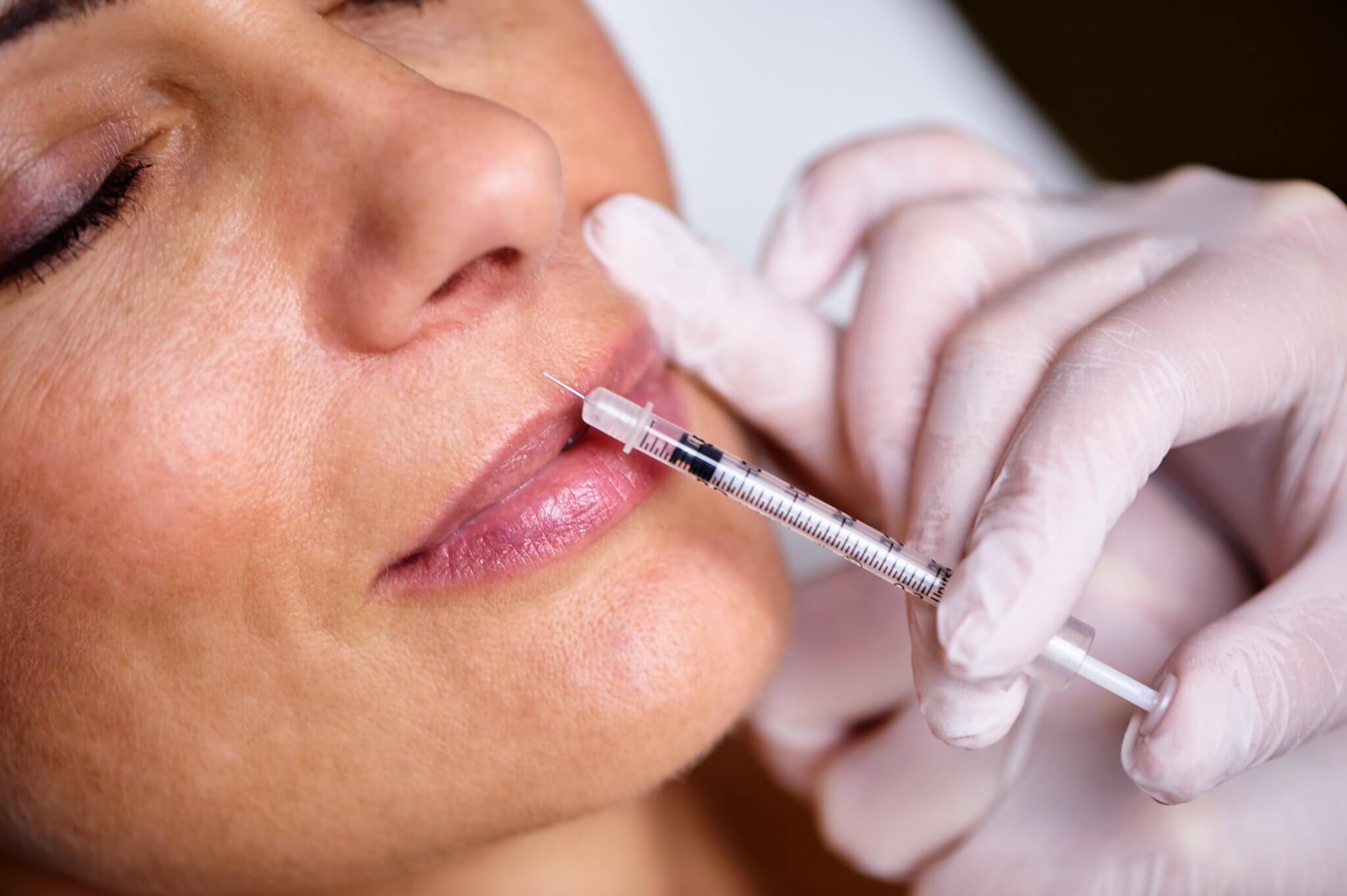 Hautanalyse mit dem Auflichtmikroskop in der Hamburg Dermatologie